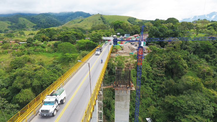 Con la construcción de 11 puentes, avanzan las obras en Autopista Girardot - Ibagué - Cajamarca