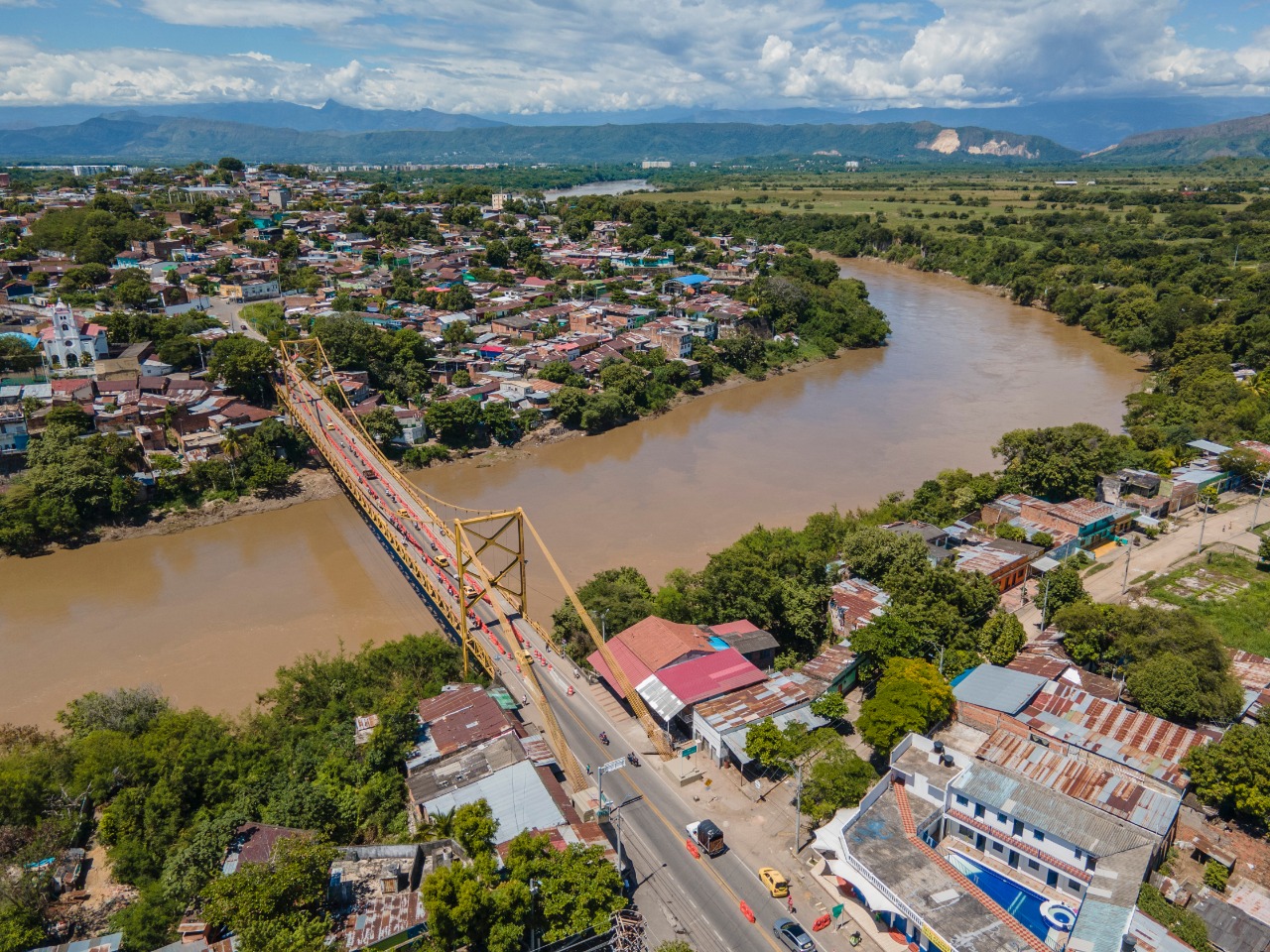 SE REALIZARÁ REFORZAMIENTO DEL SISTEMA DE ANCLAJE EN EL PUENTE MARIANO OSPINA PEREZ, QUE CRUZA EL RÍO MAGDALENA ENTRE GIRARDOT Y FLANDES