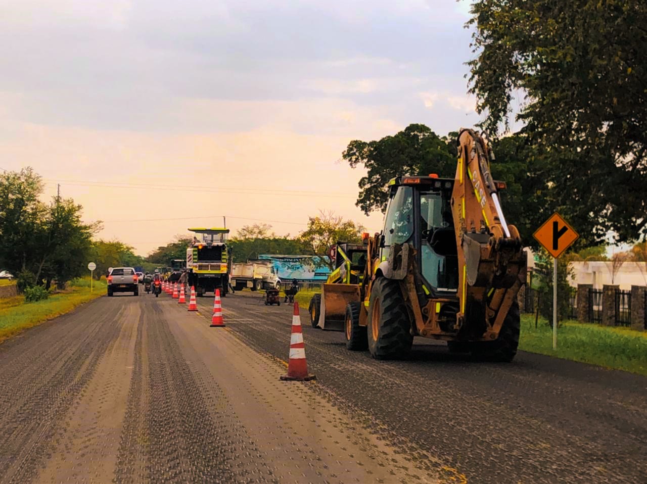 Tras el primer año de inicio de obras, se han rehabilitado y mejorado 85 kilómetros en la vía Cambao-Manizales 