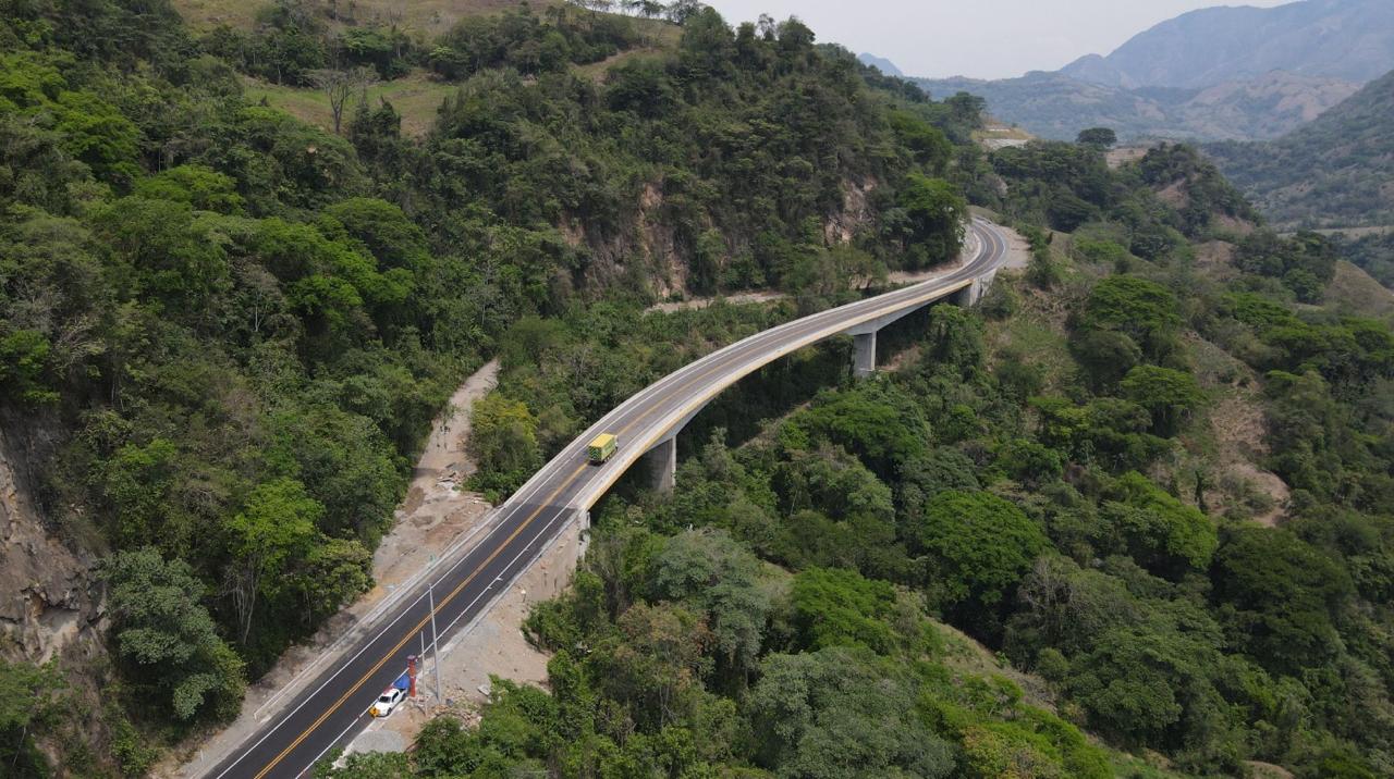 Con la entrega de 46 km de mejoramiento vial, el Gobierno nacional pondrá en operación y mantenimiento el proyecto 4G Autopista Conexión Pacífico 3